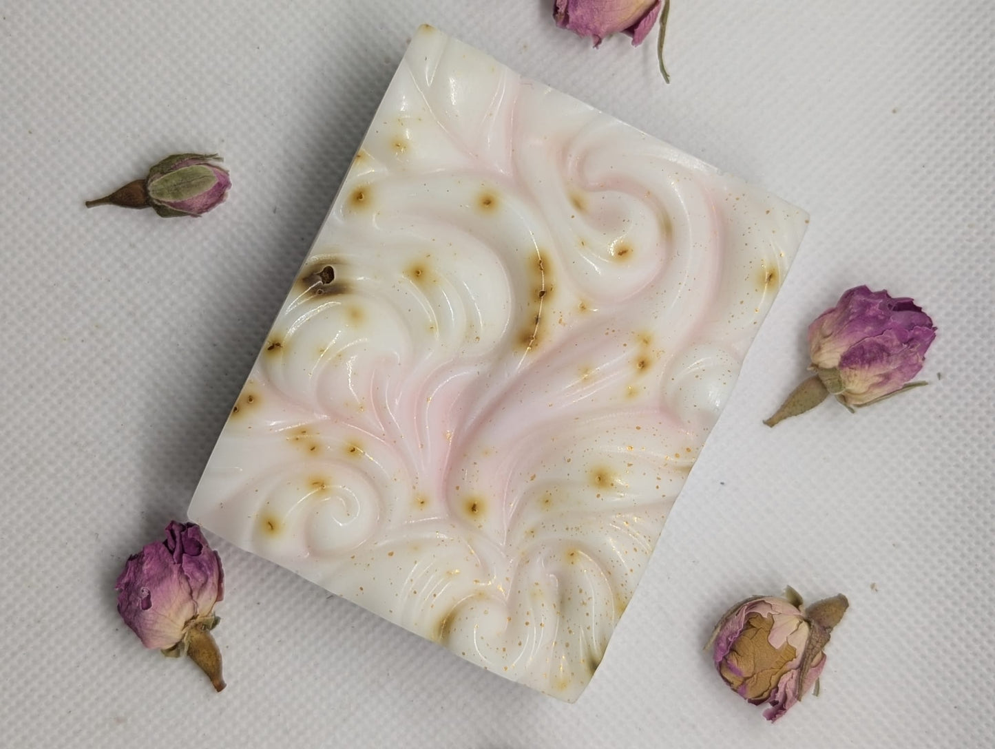 Rose & Oudh Soap – A Luxurious Lather with a Soft, Rosy Touch