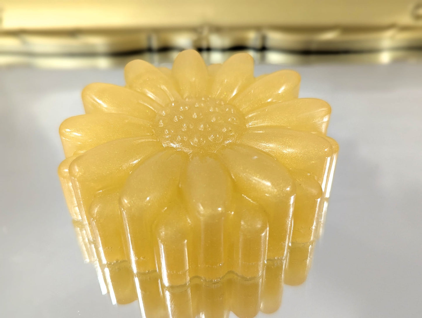 Zesty Lemon Soap | Wake Up Your Senses with a Bright, Moisturizing Cleanse