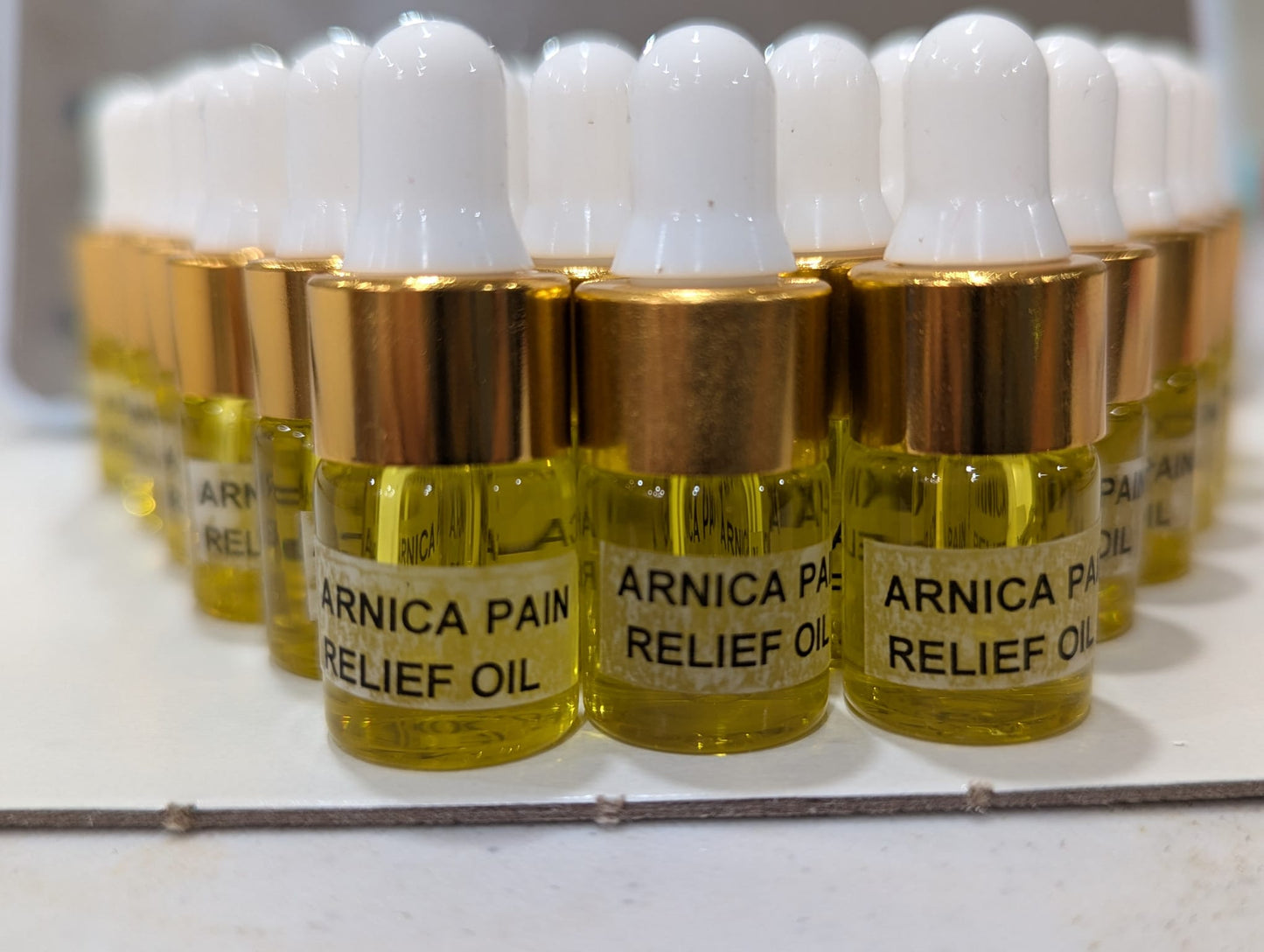 Arbaeen Tabarruk – 2ml Arnica Pain Relief Oil (Bulk Orders)
