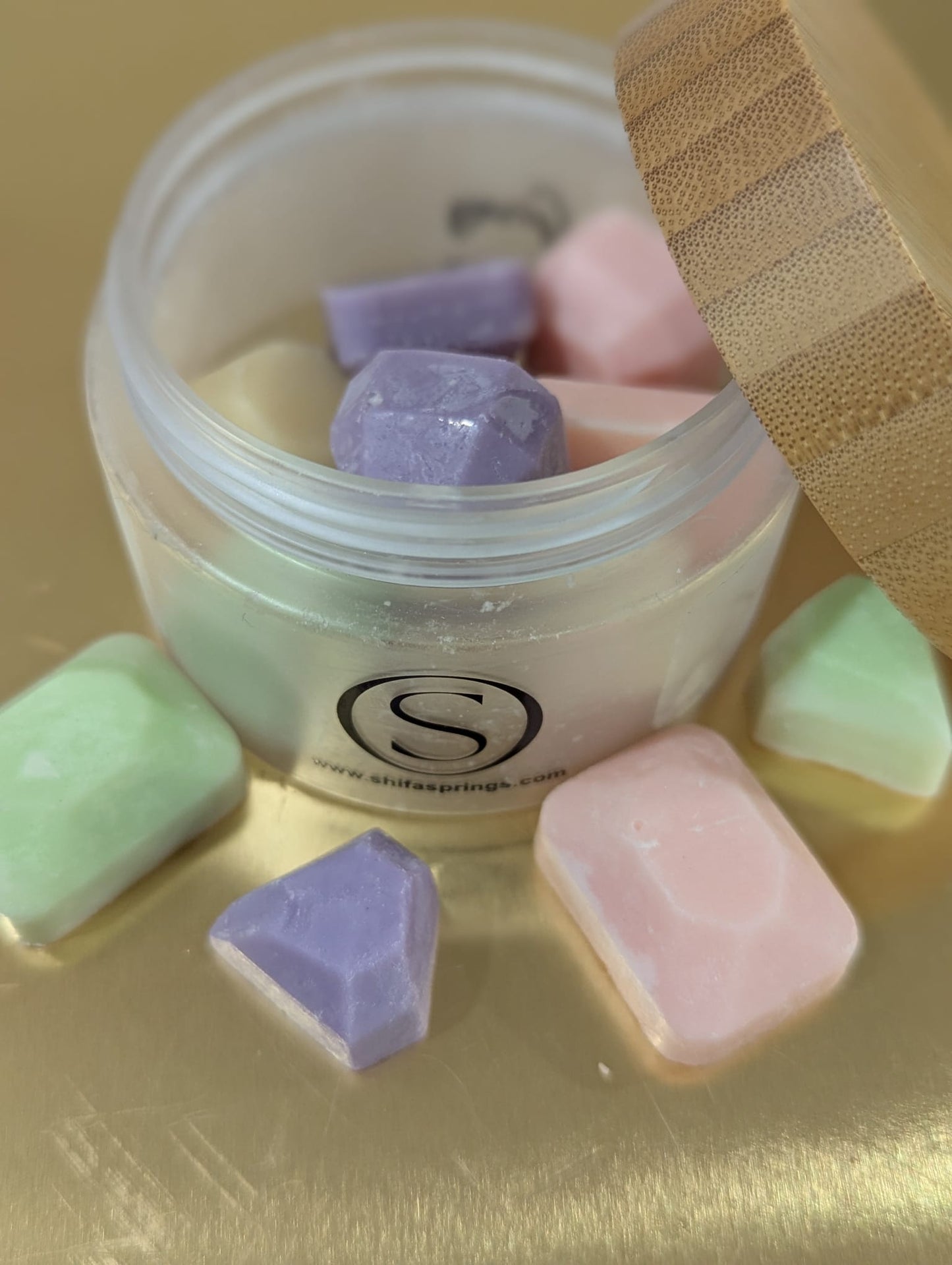 Wax Gems | Long-Lasting Flameless Scents | Moroccan Cashmere, Rose, Choo, Assorted Scents