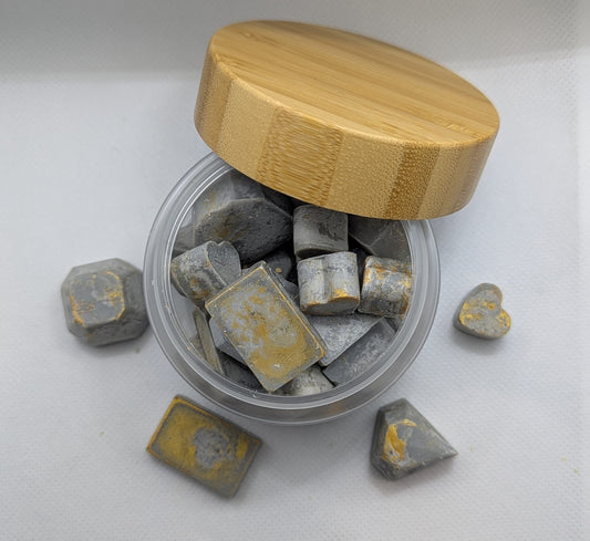 Wax Gems | Long-Lasting Flameless Scents | Moroccan Cashmere, Rose, Choo, Assorted Scents