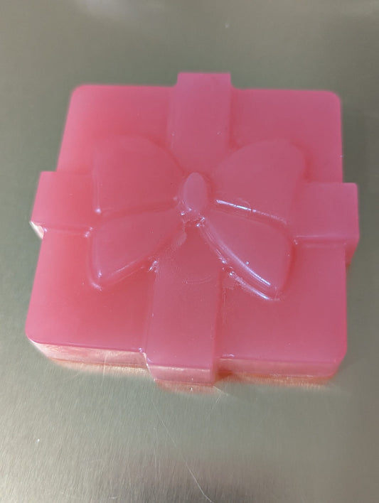 Floral Breeze Soap | Light, Uplifting Wash for Delicate Skin